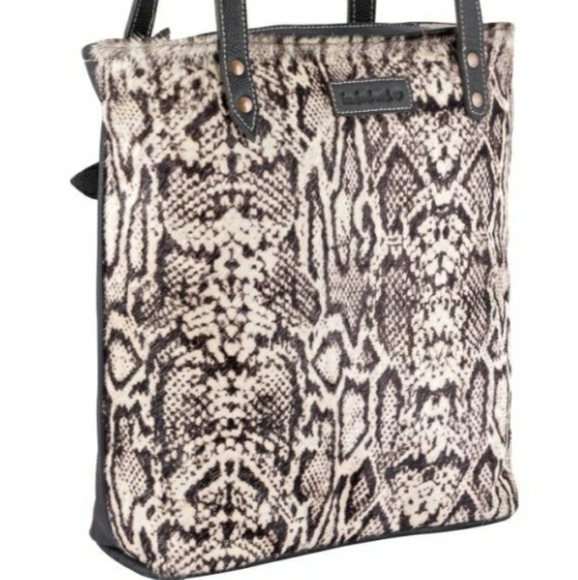 Sixtease Python Tote Bag - Picture 3 of 5